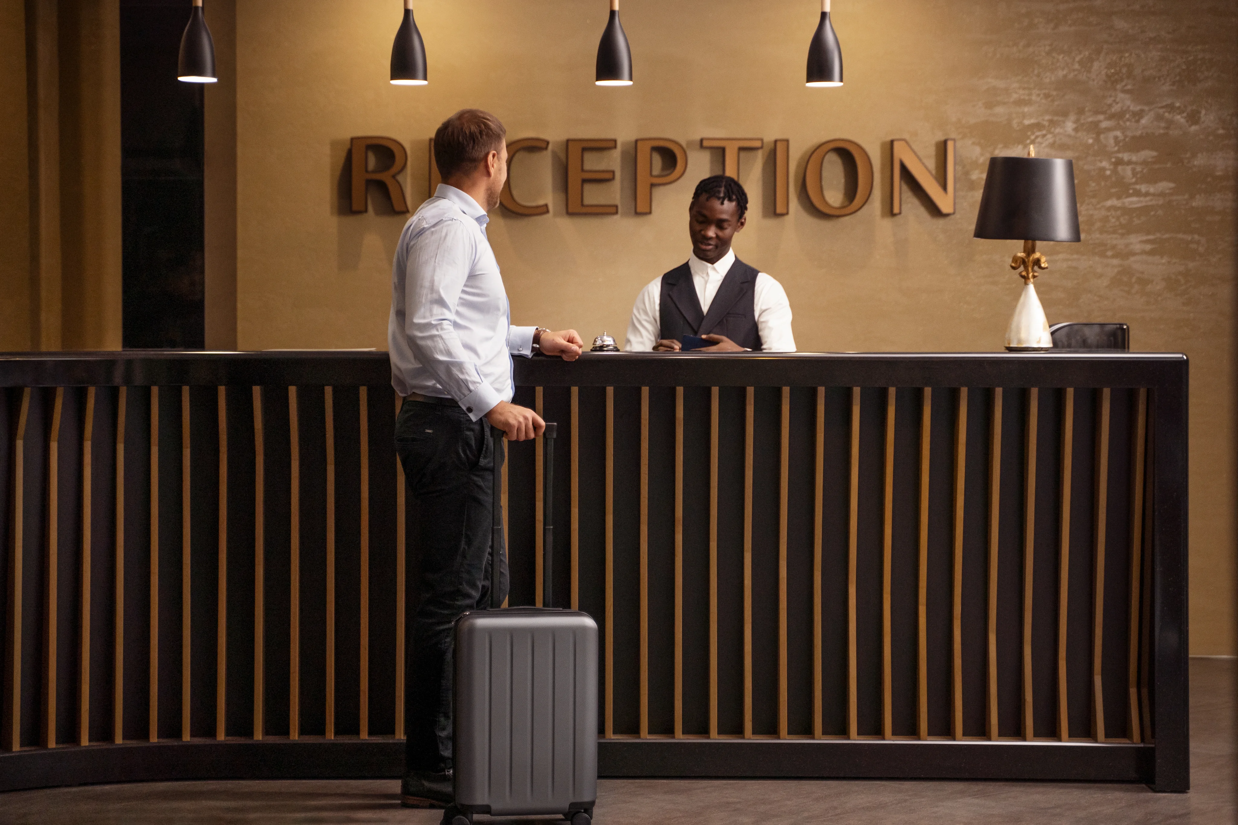 How Elizabeth Hotel Eliminated Guest Complaints with Complete Network Transformation